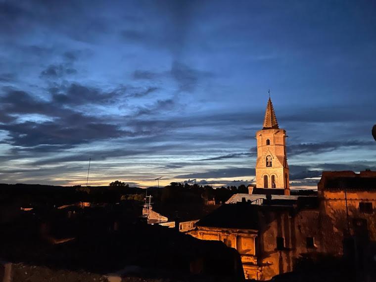 Insolite Studio -La Tour Des Templiers- Montfrin Ngoại thất bức ảnh